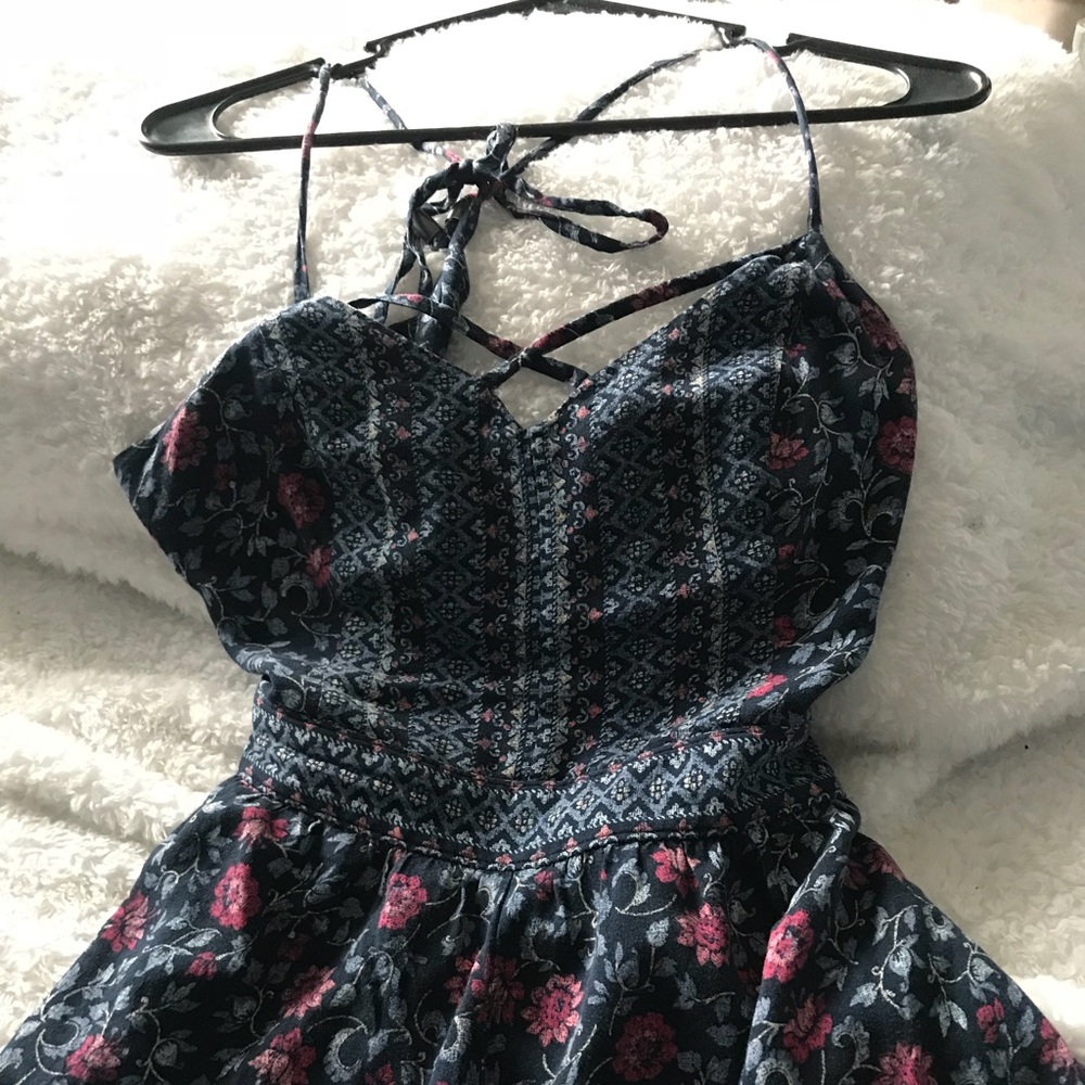Hollister Floral Romper Women’s!